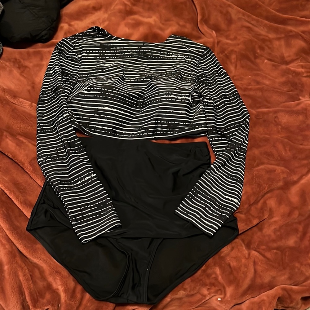 Two piece long sleeved swimsuit